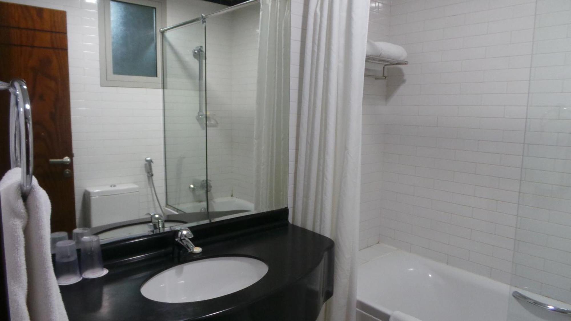 Akas-Inn Hotel Apartment ดูไบ ภายนอก รูปภาพ